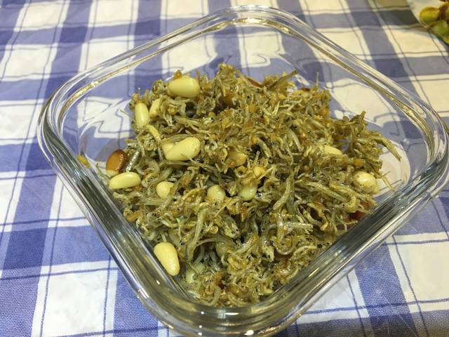 Cá cơm kho cay kiểu Hàn Quốc cực đơn giản