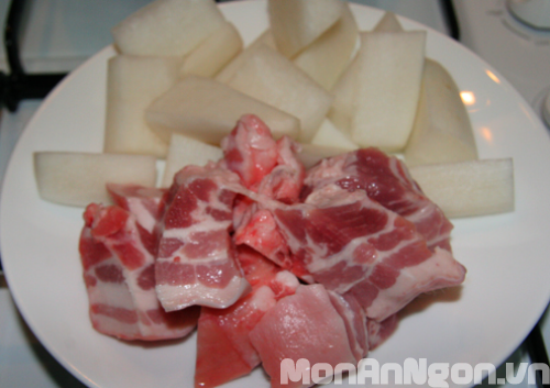 Thịt lợn kho củ cải - đơn giản mà ngon cơm 2