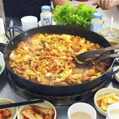 Dakgalbi Restaurant – Ẩm Thực Hàn Quốc