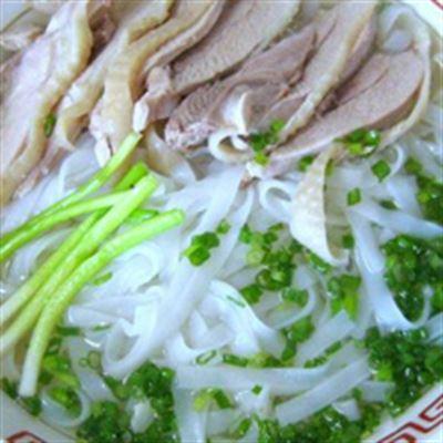 Phở Gà Tuấn Hằng – Bùi Ngọc Dương