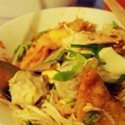 Hủ Tiếu – Hàng Bồ