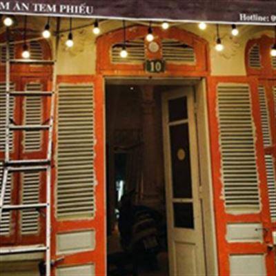 Tiệm Ăn Tem Phiếu