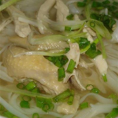 Lâm Nam Ngư – Phở Gà