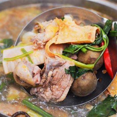 Quán 121 – Lẩu Sụn & Vịt Om Sấu