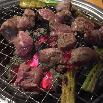 Huyền – Bò Nướng