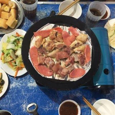 Xì Trum – Lẩu Nướng Bình Dân