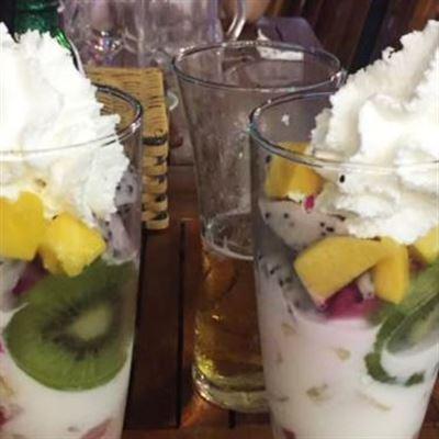 96 Cafe – Food & Drinks