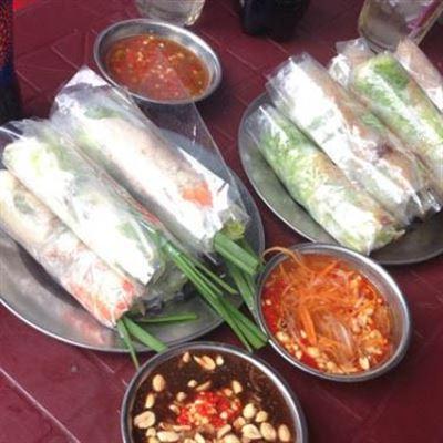 Khu Ăn Vặt Chợ Ga – Chợ Cố Đạo