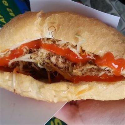 Bánh Mì – Cổng C ĐH Hàng Hải
