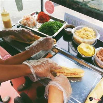Bánh Mì Củi Nướng