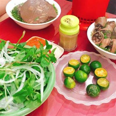 Tiết Nóng, Lòng Dồi Tiết Canh – Ngõ Đồng Tâm