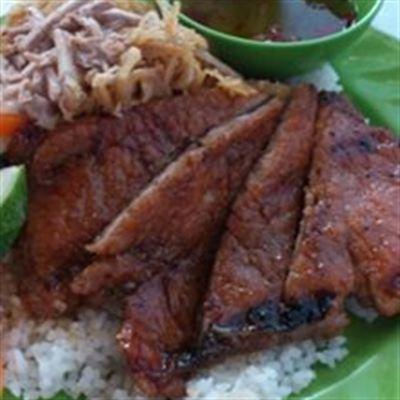 Hợp – Cơm Bình Dân