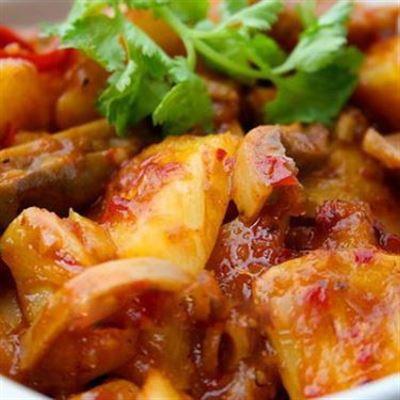 Quán Cơm Cầu Máng