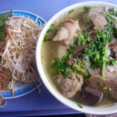 Giang Thanh – Bún Bò Huế