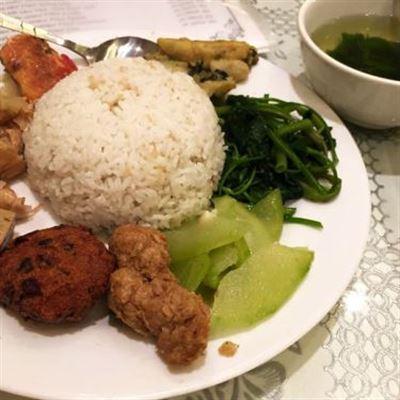 Liên Phương – Cơm Bình Dân & Đồ Ăn Sáng