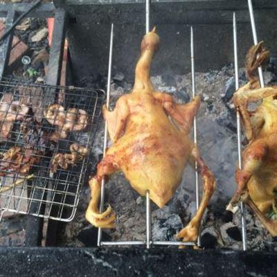 A Chóng – Đặc Sản Lợn & Gà Bản