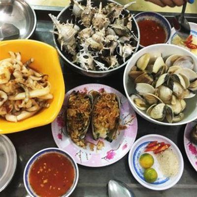 Biển Xanh – Hải Sản Tươi Sống Và Cơm Bình Dân
