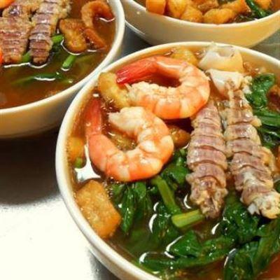 Phi Nhung – Bún Hải Sản