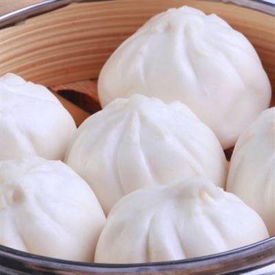 Bánh Bao, Bánh Mì – Lý Bôn