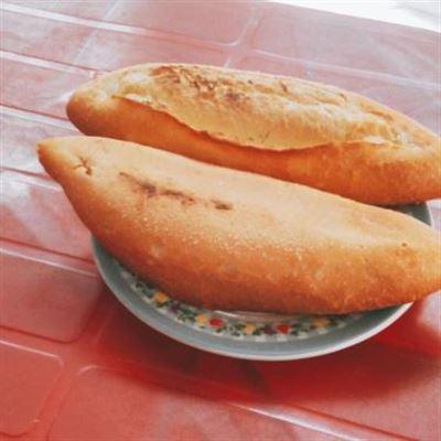 Bánh Mì Ăn Đêm