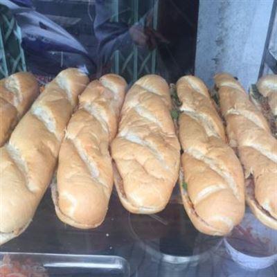 Hải Yến – Bánh Mì Que Đà Nẵng