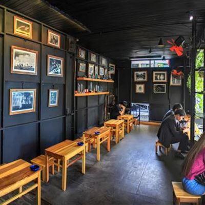 Lens Cafe
