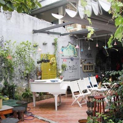 Quán Phượt – Xiên Nướng