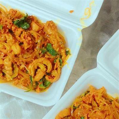 Núm Đuôi Xào Nghệ