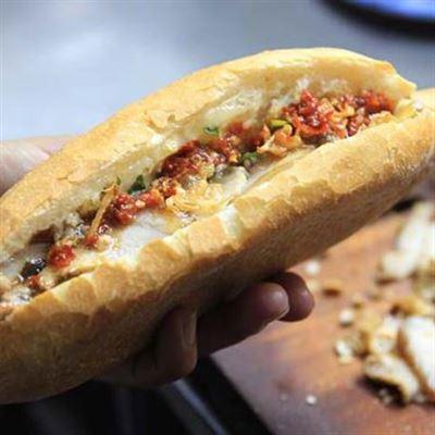 Xôi & Bánh Mì – Nguyễn Huệ