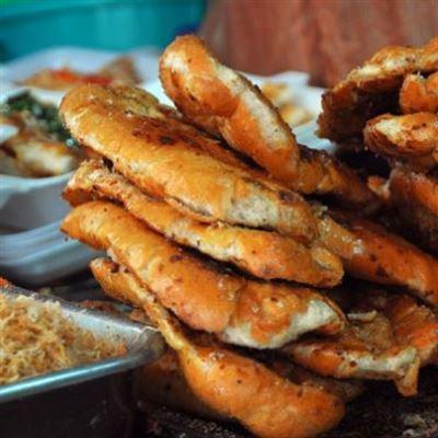 Bánh Mì Nướng Muối Ớt – Phan Bội Châu