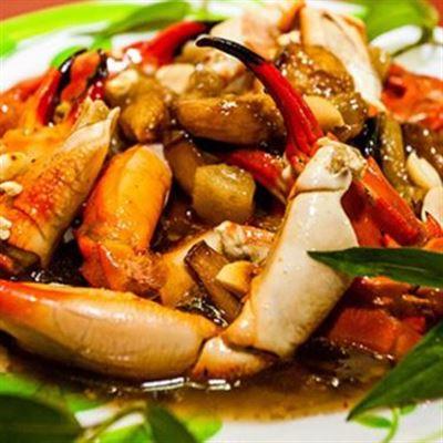 Huế Star – Càng Ghẹ Rang Me