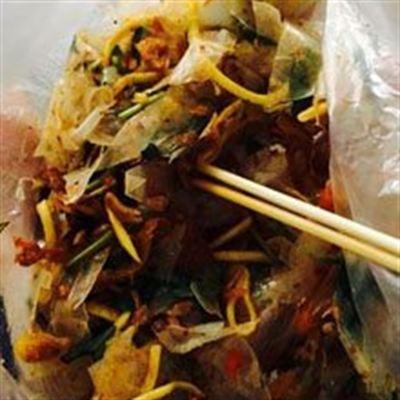 Bánh Tráng Trộn – Phạm Ngọc Thạch