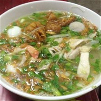 Hủ Tiếu Cô Hương – Hoành Thánh Chiên