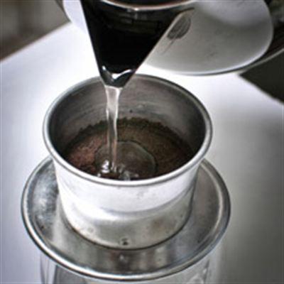 Rin Cafe – Lạc Long Quân
