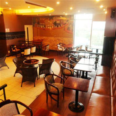 5 Love Cafe