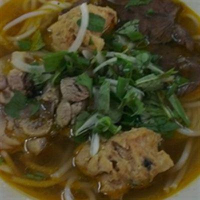 Bún bò Nam Giao