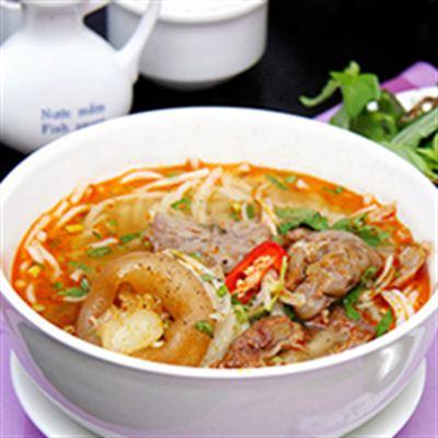 Nô Huế Giữa Sài Gòn