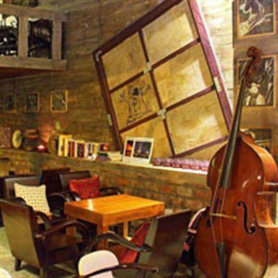 Rhapsody Cafe