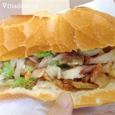 An Hòa – Bánh Mì Heo Quay & Vịt Quay