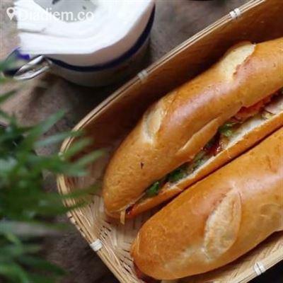 Bánh Mì 25 – Hàng Cá