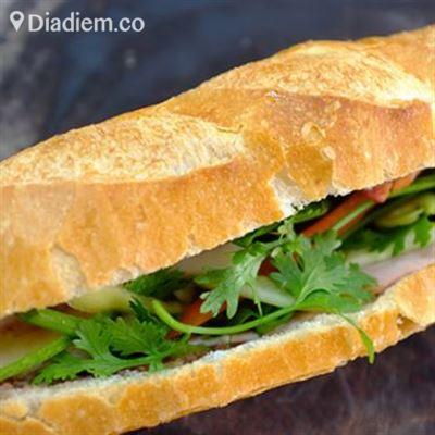 Bánh Mì Heo Quay