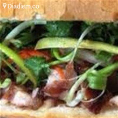 Bánh Mì Heo Quay Dì Lự
