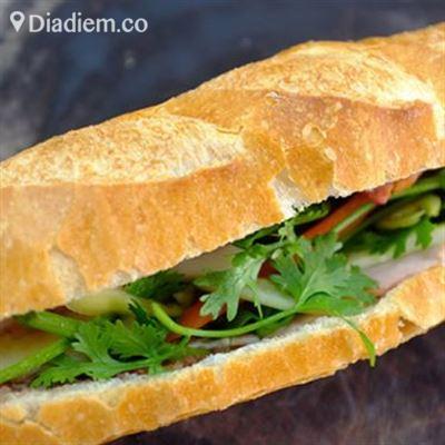 Bánh Mì Nguyệt