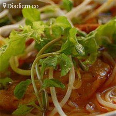 Bún Chả Cá Bà Toải – Trần Cao Vân