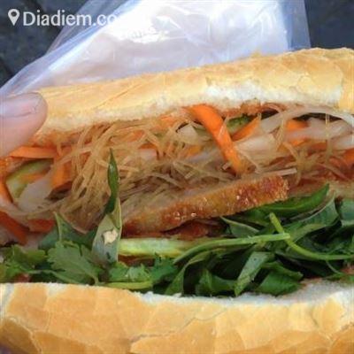 Cô Phương – Bánh Mì Chay