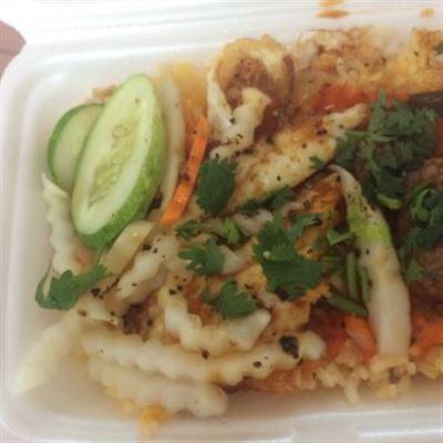Cơm Chiên Dương Châu & Bánh Mì – Đường 30 Tháng 4