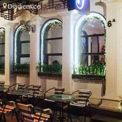 J Lounge & Café – Phạm Sư Mạnh