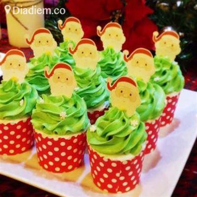 Jerry’s House CupCake