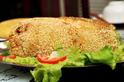Ngự Miêu – Gà Không Lối Thoát