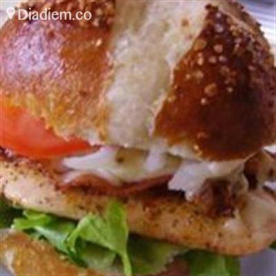 Quán Ăn Vặt – Cù Chính Lan